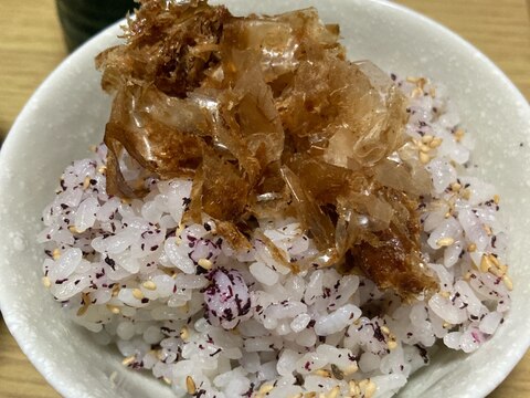 ごまゆかりごはん